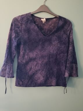 Women's Lace-Effect V-Neck Top